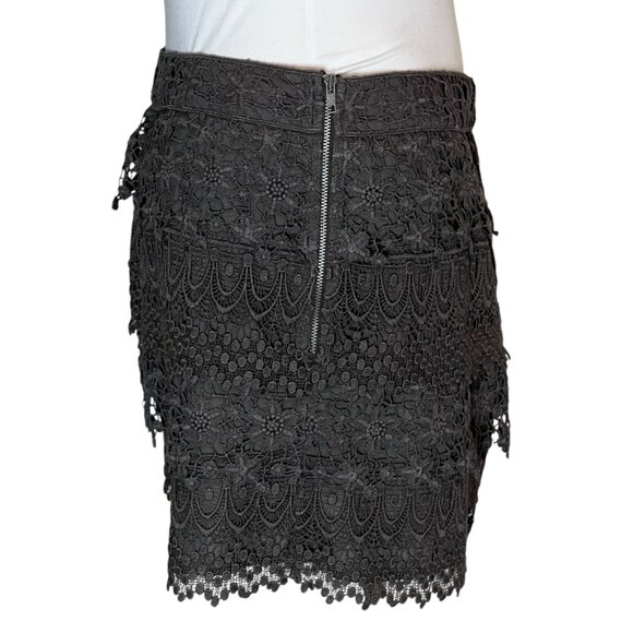 American Eagle crochet lace grey mini skirt size 12 NWT - Picture 2 of 12